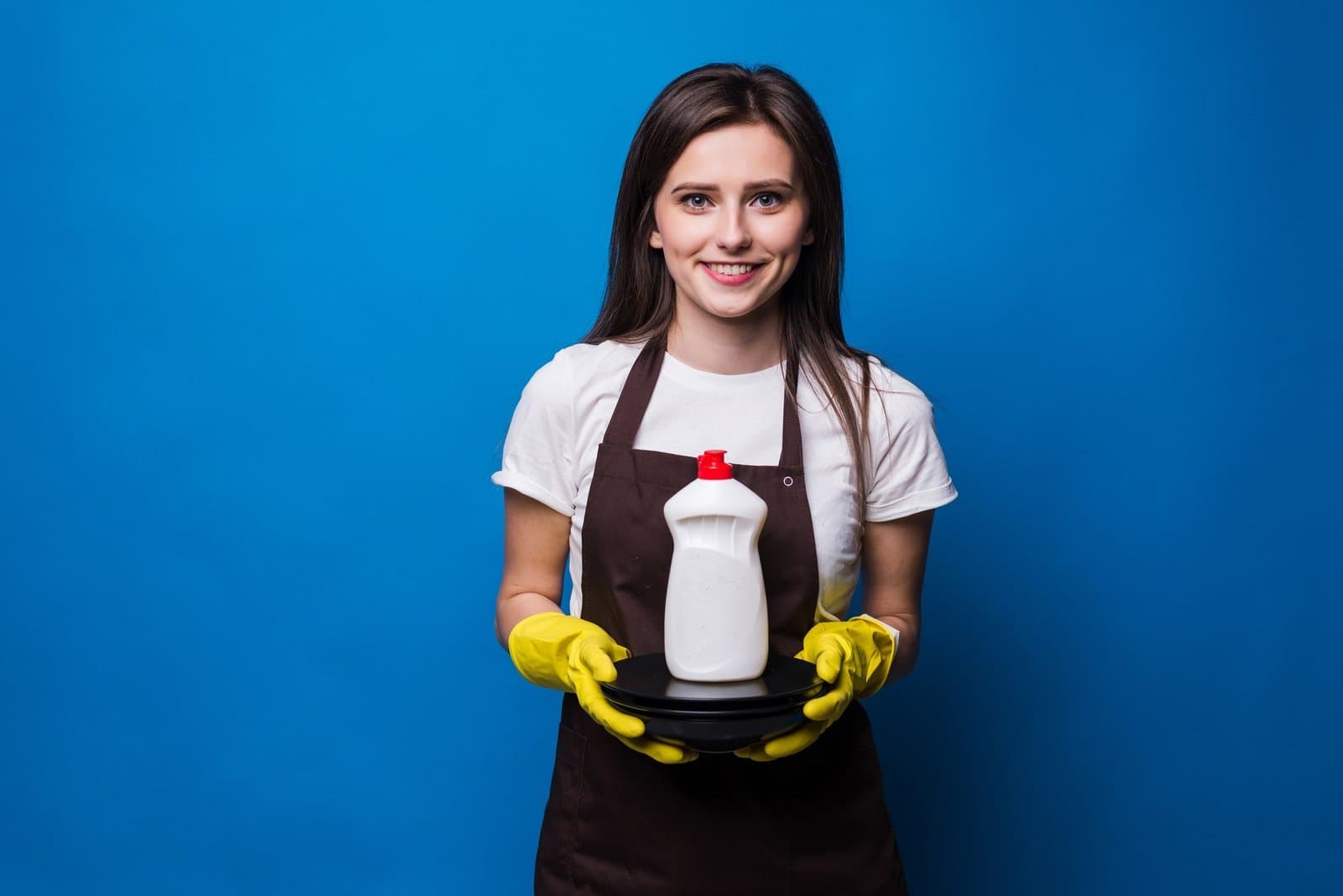 Looking for a Maid in Navi Mumbai? Here’s What You Need to Know